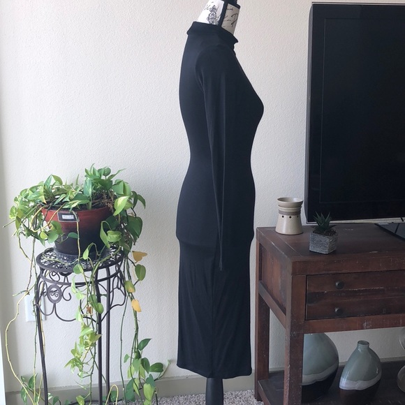 👀 Black Midi Dress 👀 - Picture 2 of 6